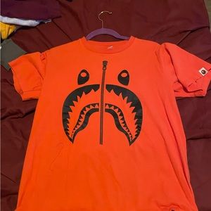 bathing ape shirt worn once like new